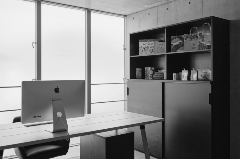 ユニバーサルパッケージ Tokyo Office